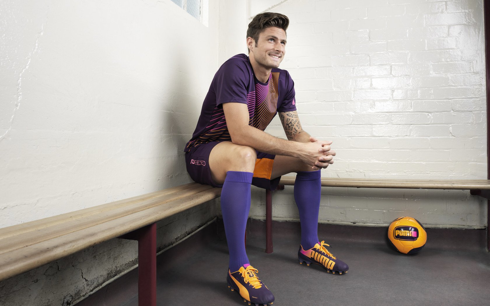 世锦赛八强战激情夜！萨拉赫里突外投，罗马鏖战金州勇士(圣斗士星矢北欧篇86版国语)