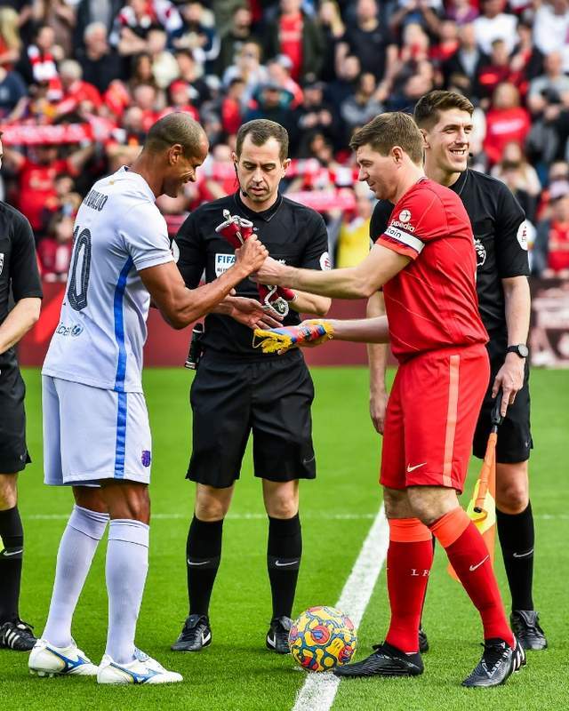  利物浦vs巴塞罗那 